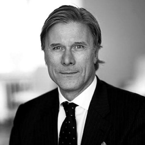 A black & white picture of Fredrik Gottlieb a senior counsultant at MTI investment
